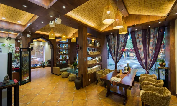 梅州芭缇阳光酒店公共休闲区